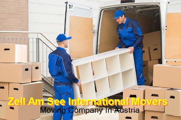 Zell am See international movers loading a vehicle for the road route to Austria