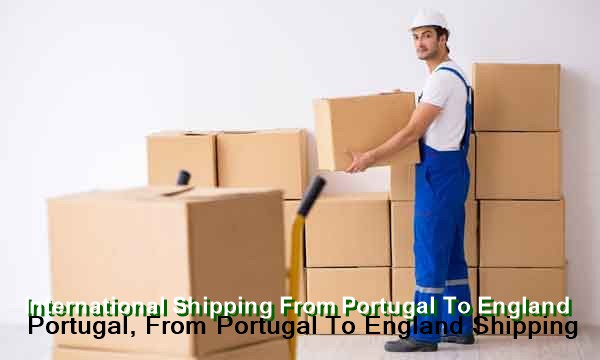 FIDI-certified removal company preparing shipment from Portugal to England